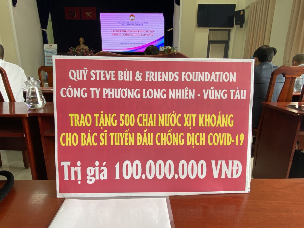 VẪN LÀ TINH THẦN HỖ TUYẾN ĐẦU CHỐNG DỊCH CỦA KHOÁNG TƯƠI VIBA